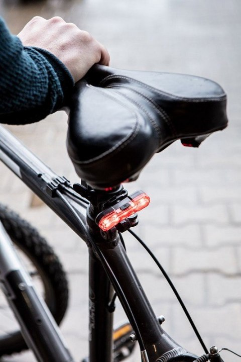 ŚWIATŁO ROWEROWE TYLNIE, 3W