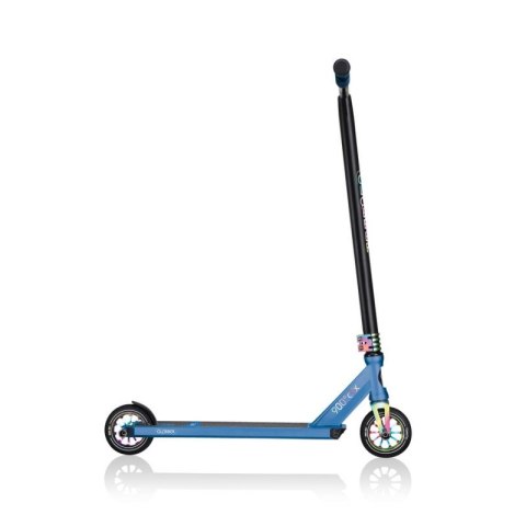 Hulajnoga wyczynowa Globber Stunt GS 900 Deluxe 627-100 HS-TNK-000015848 Hulajnoga wyczynowa Globber Stunt GS 900 Deluxe 627-100 HS-TNK-000015848