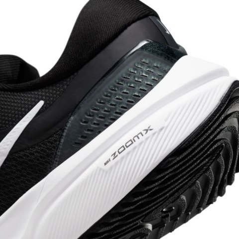 Buty do biegania Nike Air Zoom Vomero 16 W DA7698-001 Buty do biegania Nike Air Zoom Vomero 16 W DA7698-001