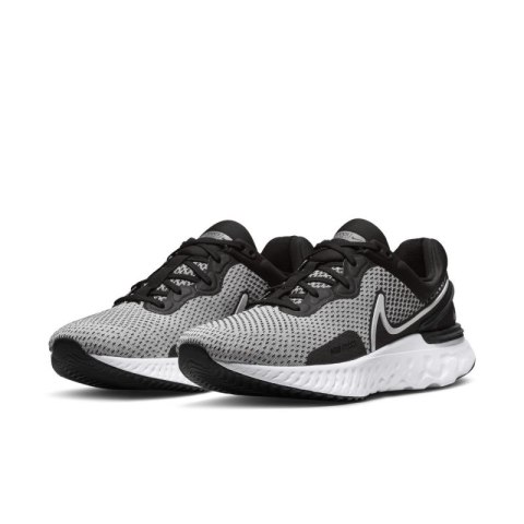Buty Nike React Miler 3 M DD0490-101 Buty Nike React Miler 3 M DD0490-101