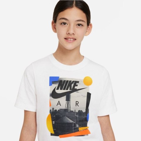 Koszulka Nike Sportswear Jr DR9630 100 Koszulka Nike Sportswear Jr DR9630 100