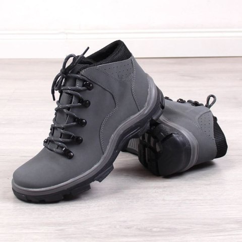 Trekkingowe buty wysokie ocieplane Kornecki Jr KOR6717D Trekkingowe buty wysokie ocieplane Kornecki Jr KOR6717D