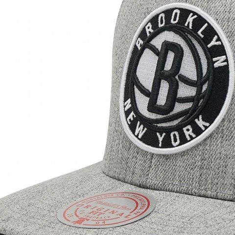 Czapka z daszkiem Mitchell & Ness NBA Brooklyn Nets Team Logo High Crown 6 Panel Classic Red Snapback HHSS3272-BNEYYPPPGYHT Czapka z daszkiem Mitchell & Ness NBA Brooklyn Nets Team Logo High Crown 6 Panel Classic Red Snapback HHSS3272-BNEYYPPPGYHT
