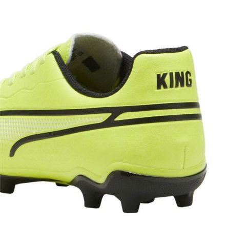 Buty piłkarskie Puma King Match FG/AG Jr 107573 04 Buty piłkarskie Puma King Match FG/AG Jr 107573 04