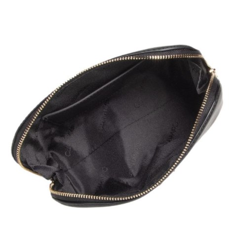 Kosmetyczna Calvin Klein Re-Lock Washbag K60K610005 Kosmetyczna Calvin Klein Re-Lock Washbag K60K610005