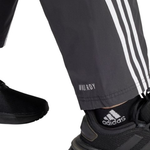 Spodnie adidas Future Icons Three Stripes Woven W IP1567