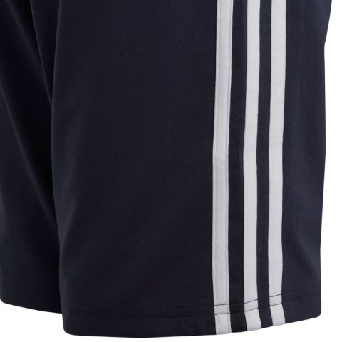 Spodenki adidas Essentials 3-Stripes Woven Jr IC6822 Spodenki adidas Essentials 3-Stripes Woven Jr IC6822