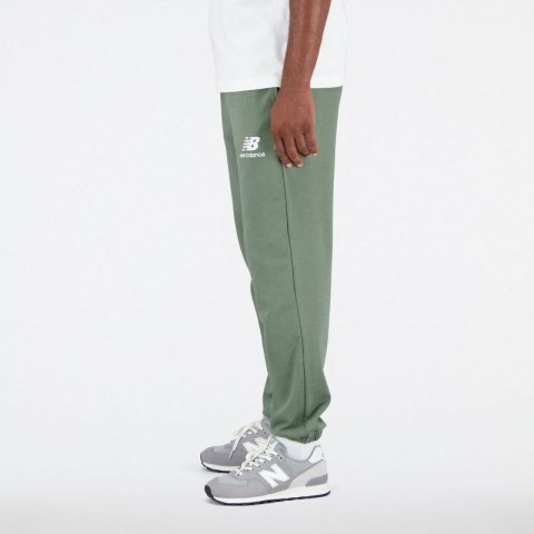 Spodnie New Balance Essentials Stacked Logo Fre don M MP31539DON Spodnie New Balance Essentials Stacked Logo Fre don M MP31539DON