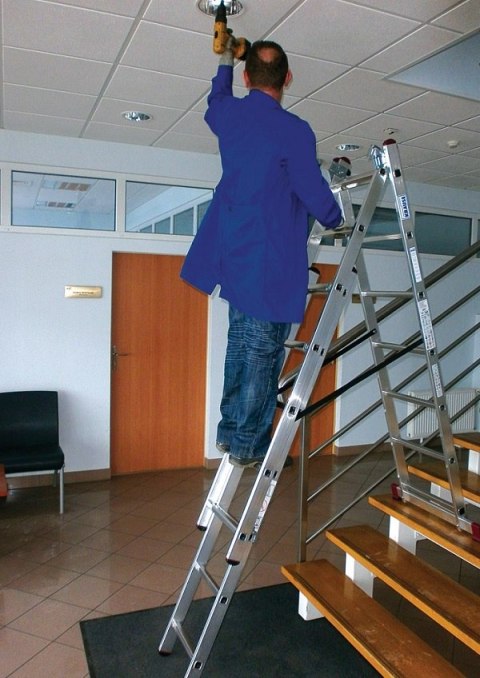 DRABINA ALUMINIOWA 3-ELEMENTOWA CORDA 3*7 SZCZEBLI DRABINA ALUMINIOWA 3-ELEMENTOWA CORDA 3*7 SZCZEBLI