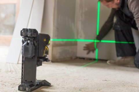 WIELOFUNKCYJNY UCHWYT DO LASERÓW WIELOFUNKCYJNY UCHWYT DO LASERÓW