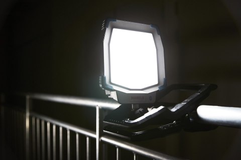LAMPA AKUMULATOROWA SHINY 5000 LM Z BLUETOOTH LAMPA AKUMULATOROWA SHINY 5000 LM Z BLUETOOTH