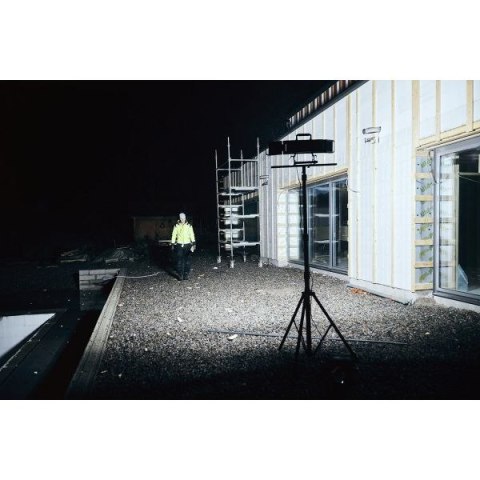 LAMPA WARSZTATOWA VAPOR 8000 APP Z CZUJNIKIEM LAMPA WARSZTATOWA VAPOR 8000 APP Z CZUJNIKIEM