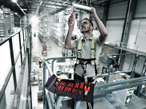 ZESTAW KRAFTFORM KOMPAKT VDE 17 EXTRA SLIM 1, 16 CZĘŚĆ ZESTAW KRAFTFORM KOMPAKT VDE 17 EXTRA SLIM 1, 16 CZĘŚĆ