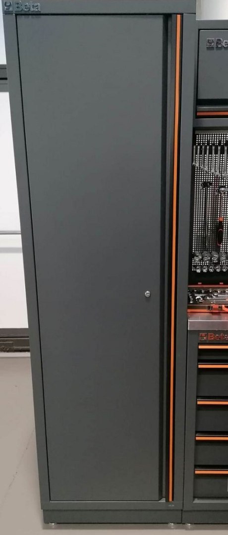 SZAFA 1 DRZWIOWA Z PÓŁKAMI C45PRO/AS1